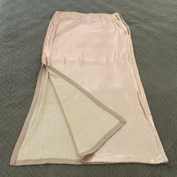 Zara NWOT Rose Pink Sequin Midi Skirt size L - Picture 8 of 17